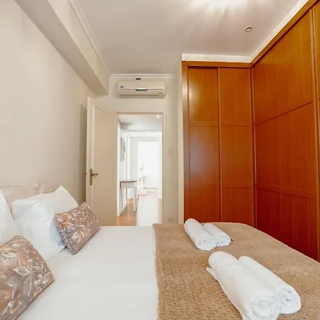 Alegria Premium Ii By Homing Porto
